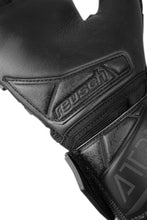 Load image into Gallery viewer, Reusch Attrakt Freegel Infinity FS Goalkeeper Gloves