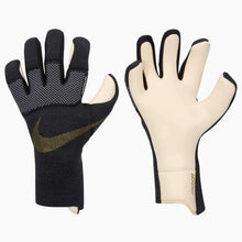 Load image into Gallery viewer, Vapor Dynamic Fit Goalkeeper Gloves
