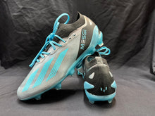 Load image into Gallery viewer, Crazy Fast Messi Studs Silver And Black
